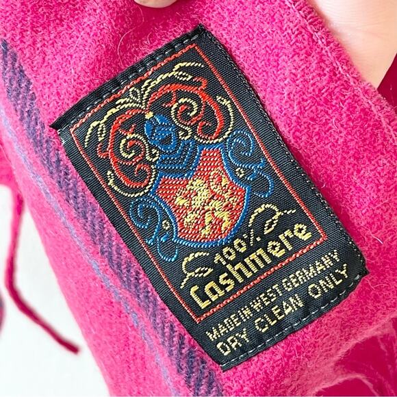 Cashmere Scarf with Fringes Pink and Navy Blue - Picture 3 of 4